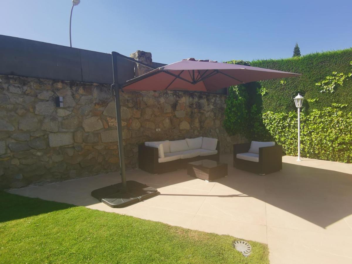 Casa Bellavista Becerril Villa Becerril de la Sierra Luaran gambar