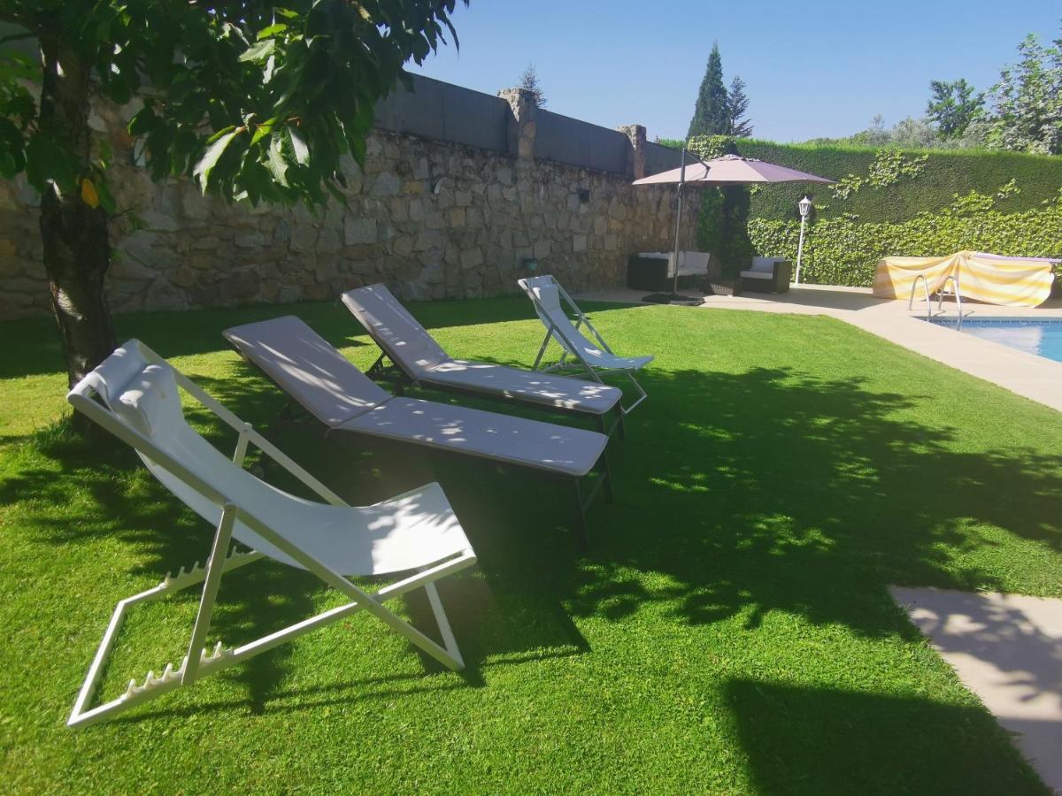 Casa Bellavista Becerril Villa Becerril de la Sierra Luaran gambar
